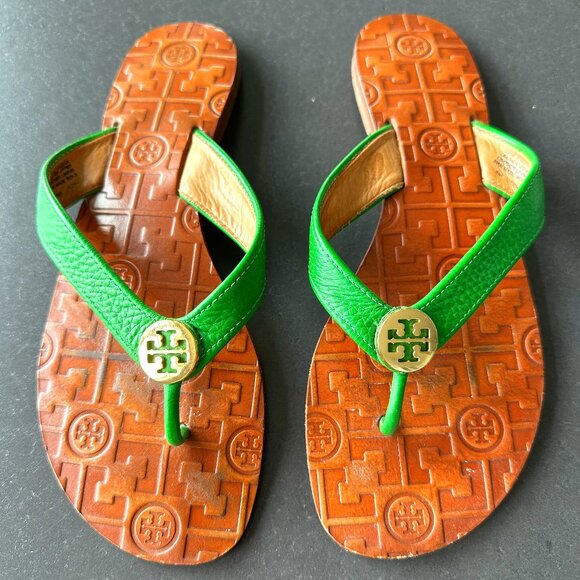 Tory Burch Thora-Tumbled Leather Flip Flop - Size 8M - Kelly Green - Picture 1 of 6